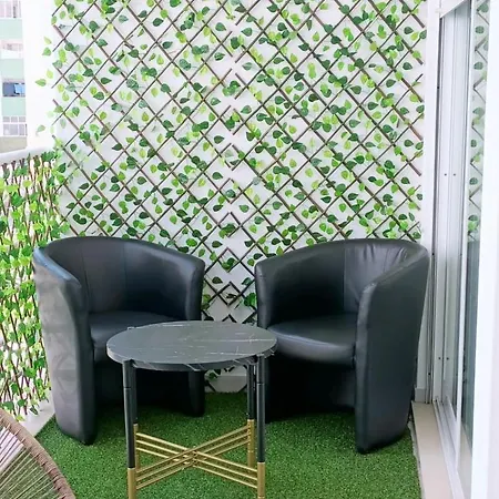 S. Soares Riviera Flat شقة *